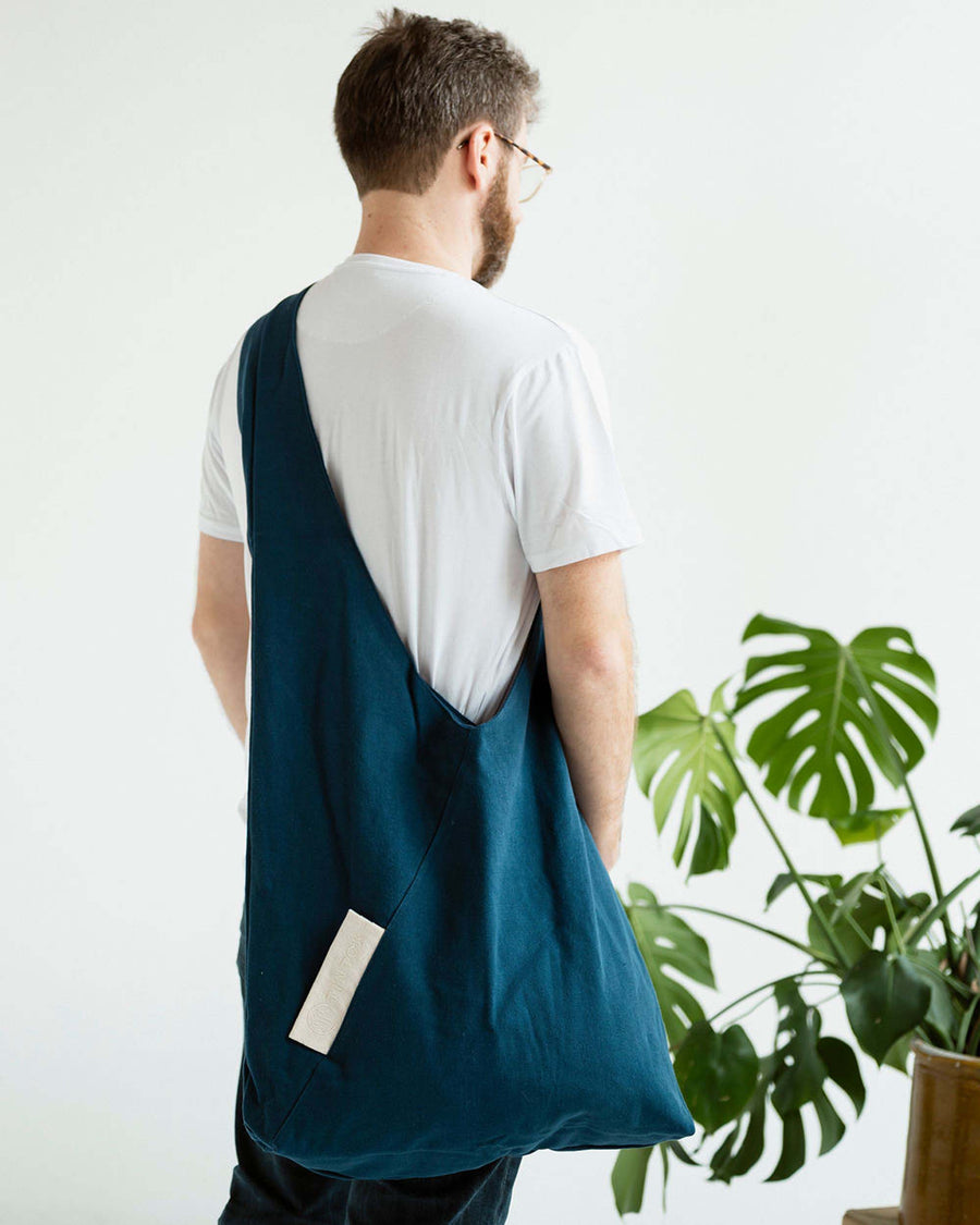 Sac en toile triangulaire surdimensionné Tira - Denim foncé